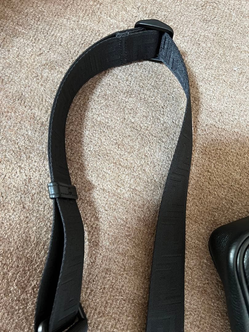 VERSACE ショルダーバッグ