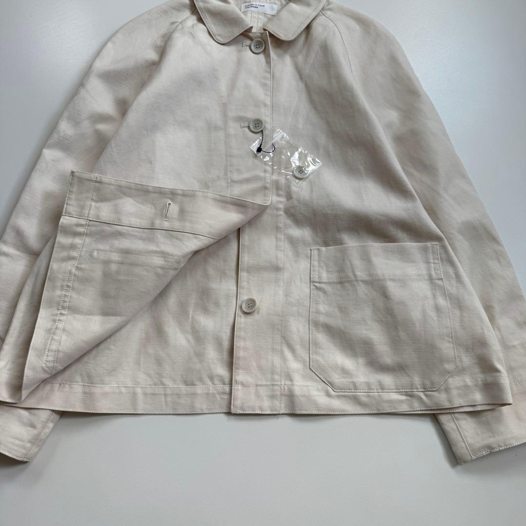 新品 北欧暮らしの道具店「これさえあればの1枚に」 こだわり襟のショート丈コート