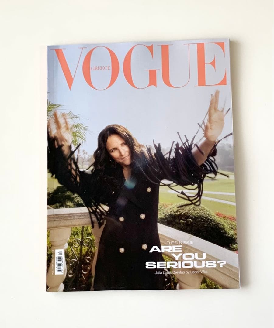 女性情報誌 Vogue Greece Magazine January/Feb 2022