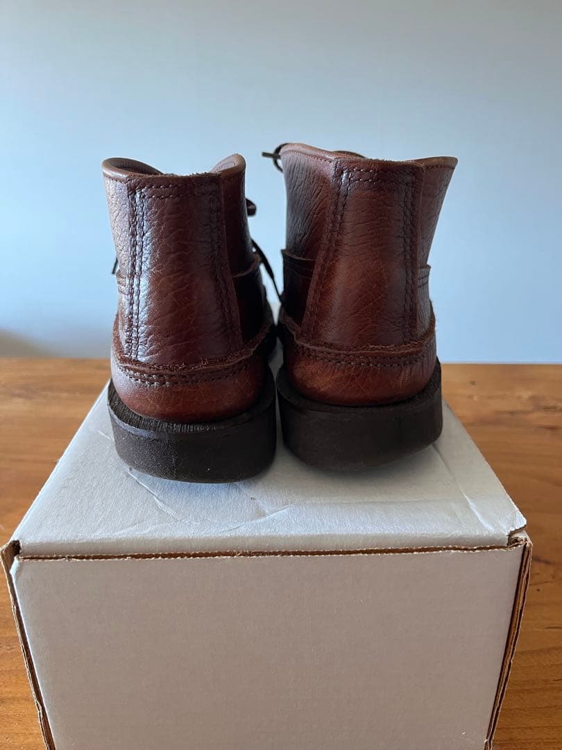 25cm 箱付 Russell Moccasin Chukka ビブラムソール