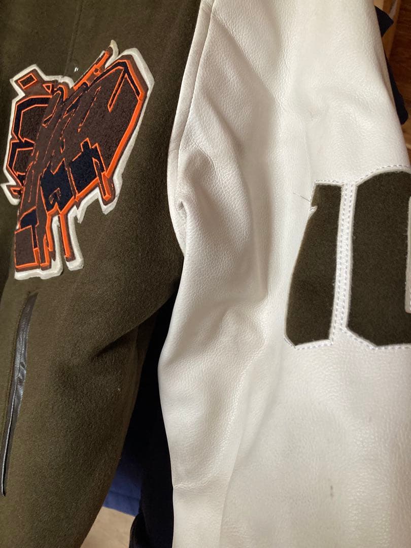 swagger 初期　グラフィティ刺繍 スタジャン