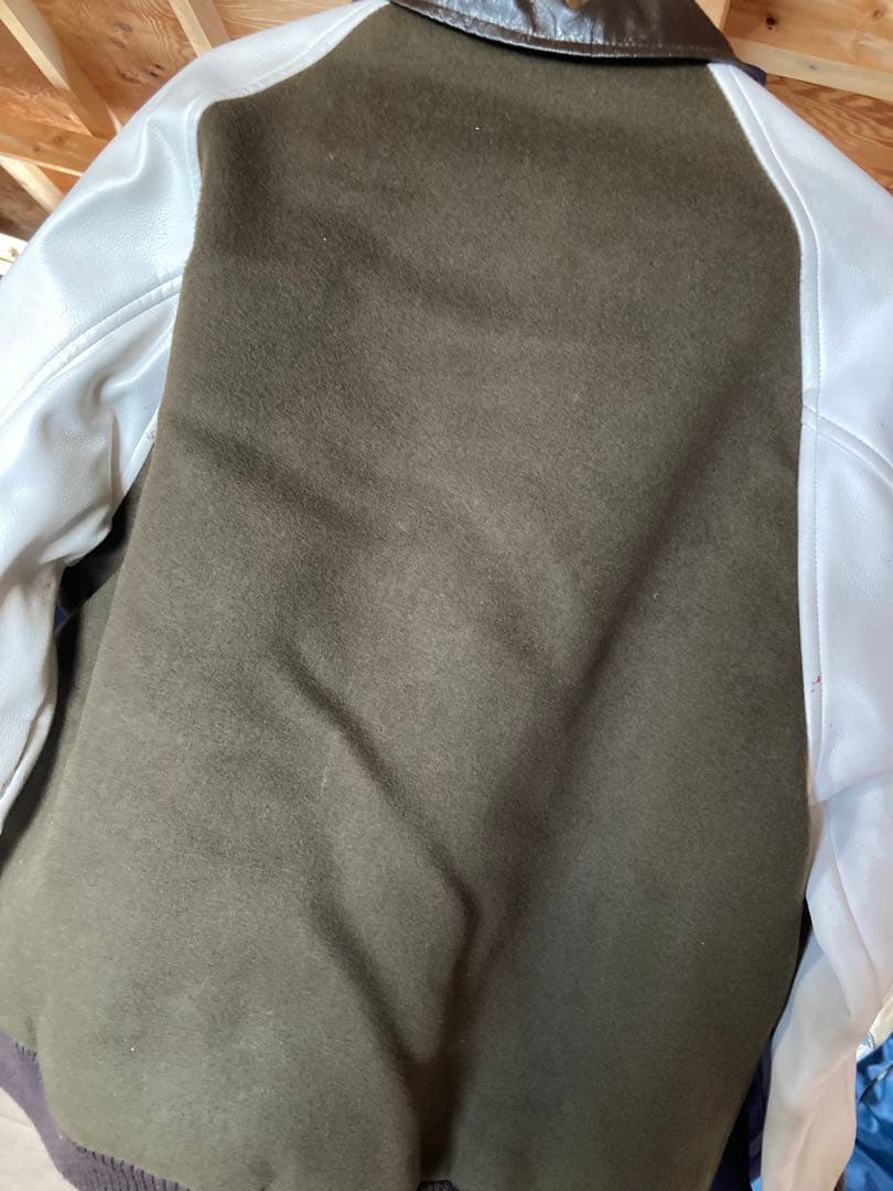 swagger 初期　グラフィティ刺繍 スタジャン