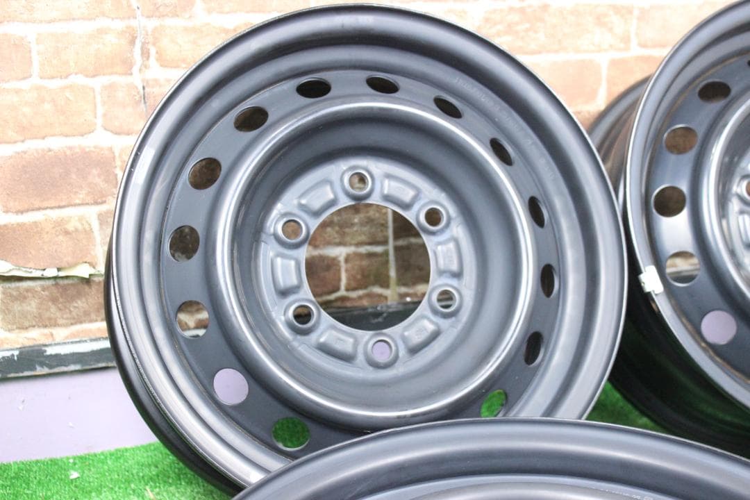 新車外し・ハイエース純正ホイール　№１７５