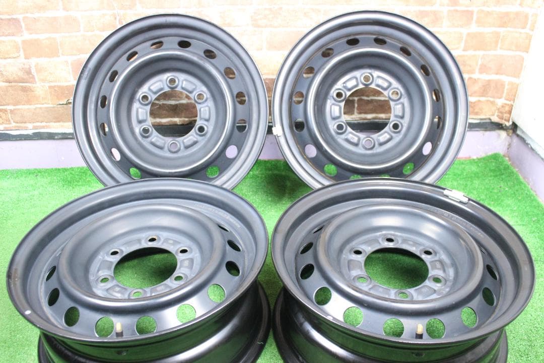 新車外し・ハイエース純正ホイール　№１７５