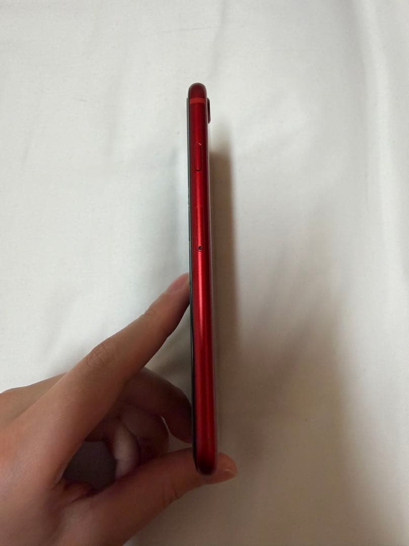 Apple iPhone8 レッド