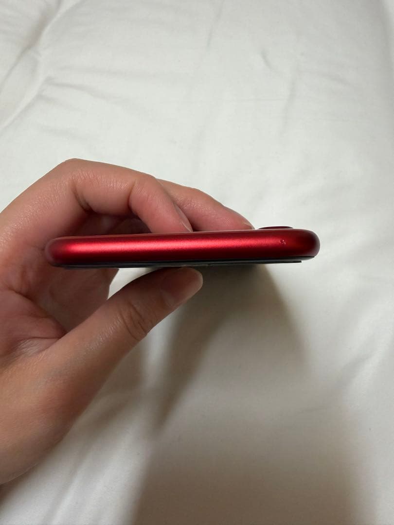 Apple iPhone8 レッド
