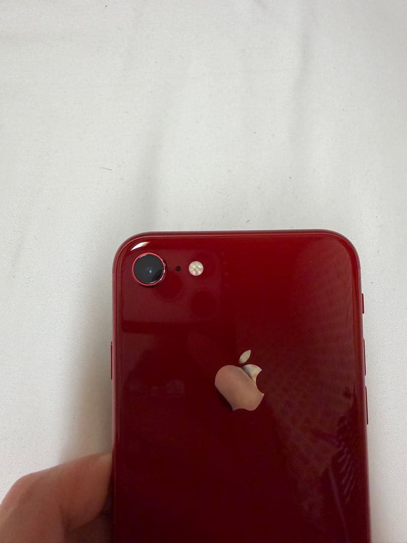 Apple iPhone8 レッド