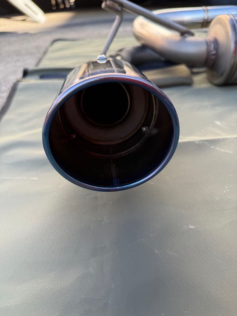 ヤリス ハイブリッド 2WD専用 デュアルマフラー ロッソモデロ