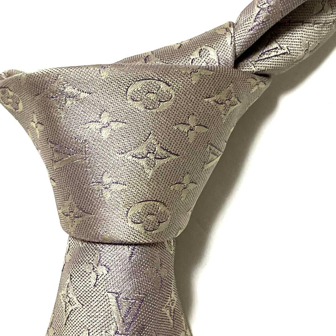 LOUIS VUITTON ルイヴィトン ネクタイ メンズ シルバー 光沢 LV
