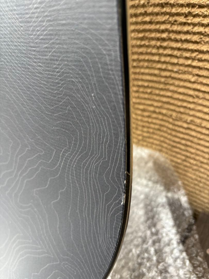 未使用 2022-2023年 FNTC SOT 147cm スノボ　グラトリ