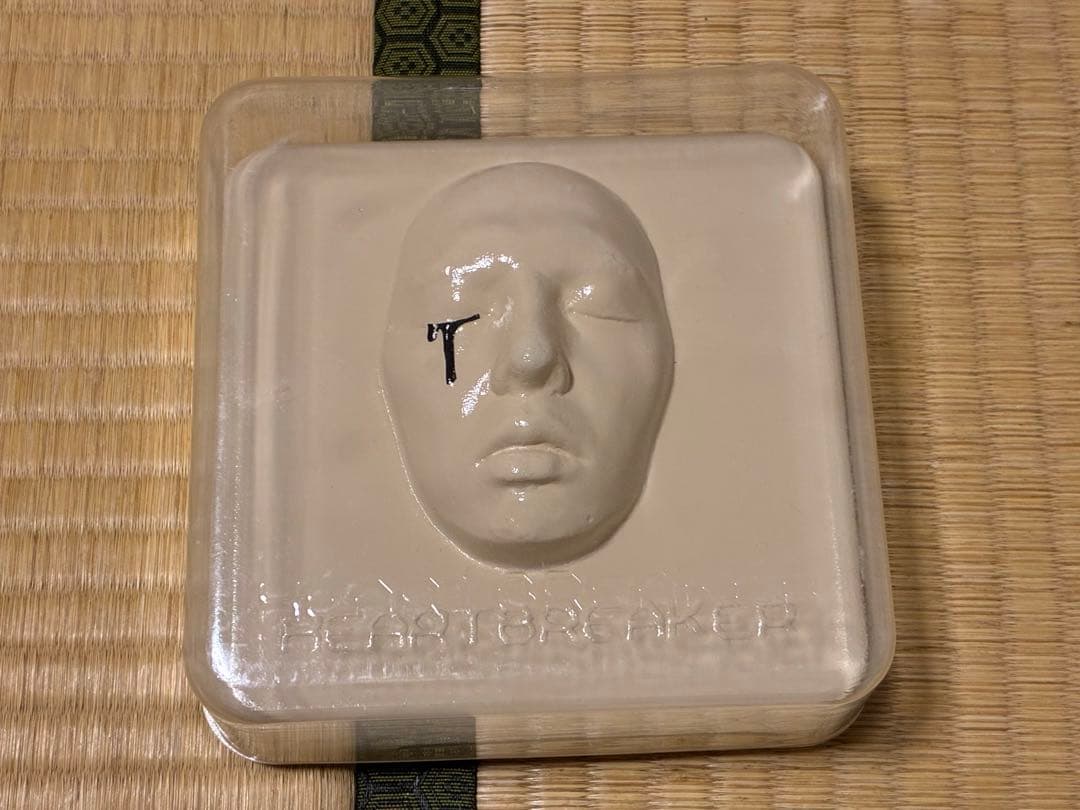 BIGBANG G-DRAGON ジヨン HEARTBREAKER初回限定盤