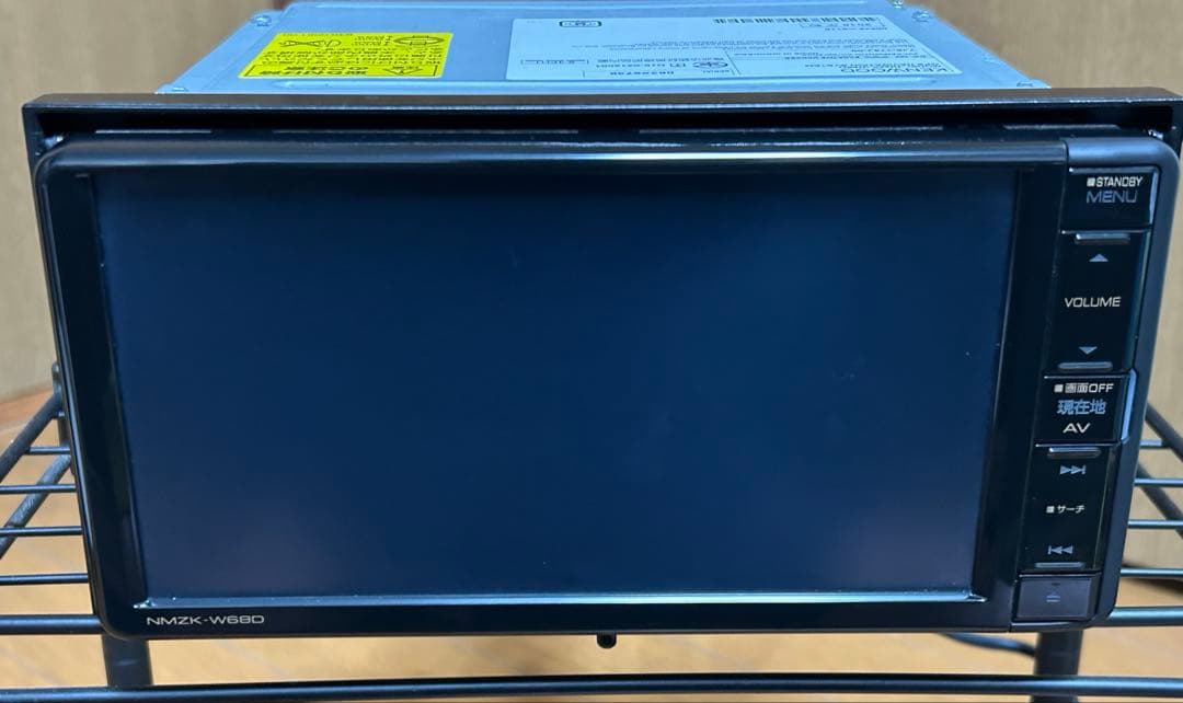 ダイハツ　NMZK-W68D カーナビ