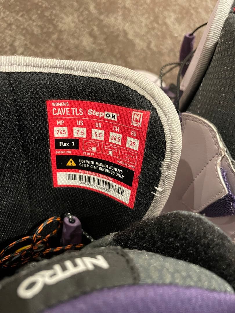 NITRO スノーボードブーツ 女性用
