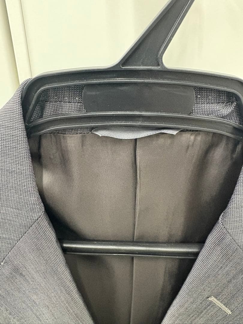 GUCCI メンズスーツ 値下げしました