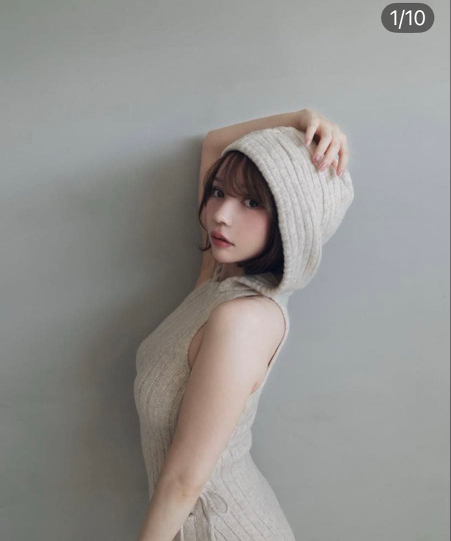 ANDMARYアンドマリーフード付ノースリーブニットワンピースとボレロセット