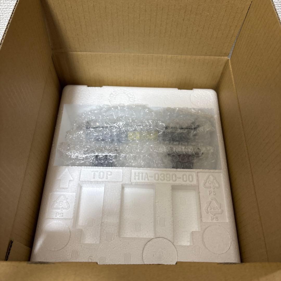 未使用　KENWOOD MDV-M910HDF TYPE M カーナビ