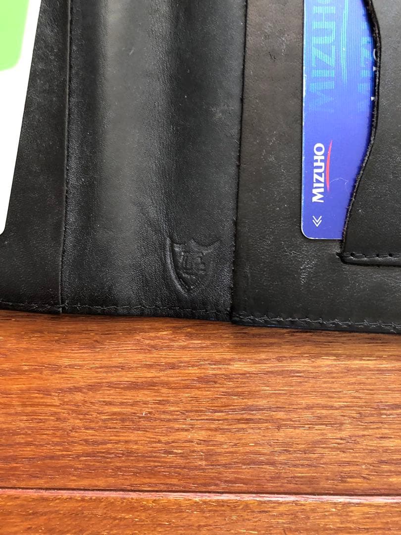 アメリカ製　HTC エイチティーシー　二つ折り財布