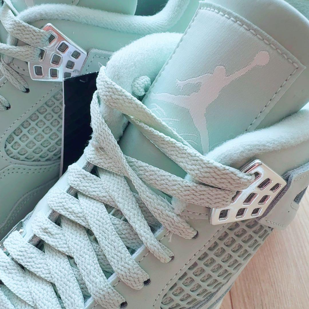 シューズ(男性用) Nike Women's Air Jordan 4 \"Abundance\"