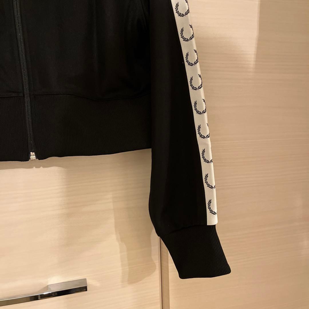 FRED PERR トラックジャケット