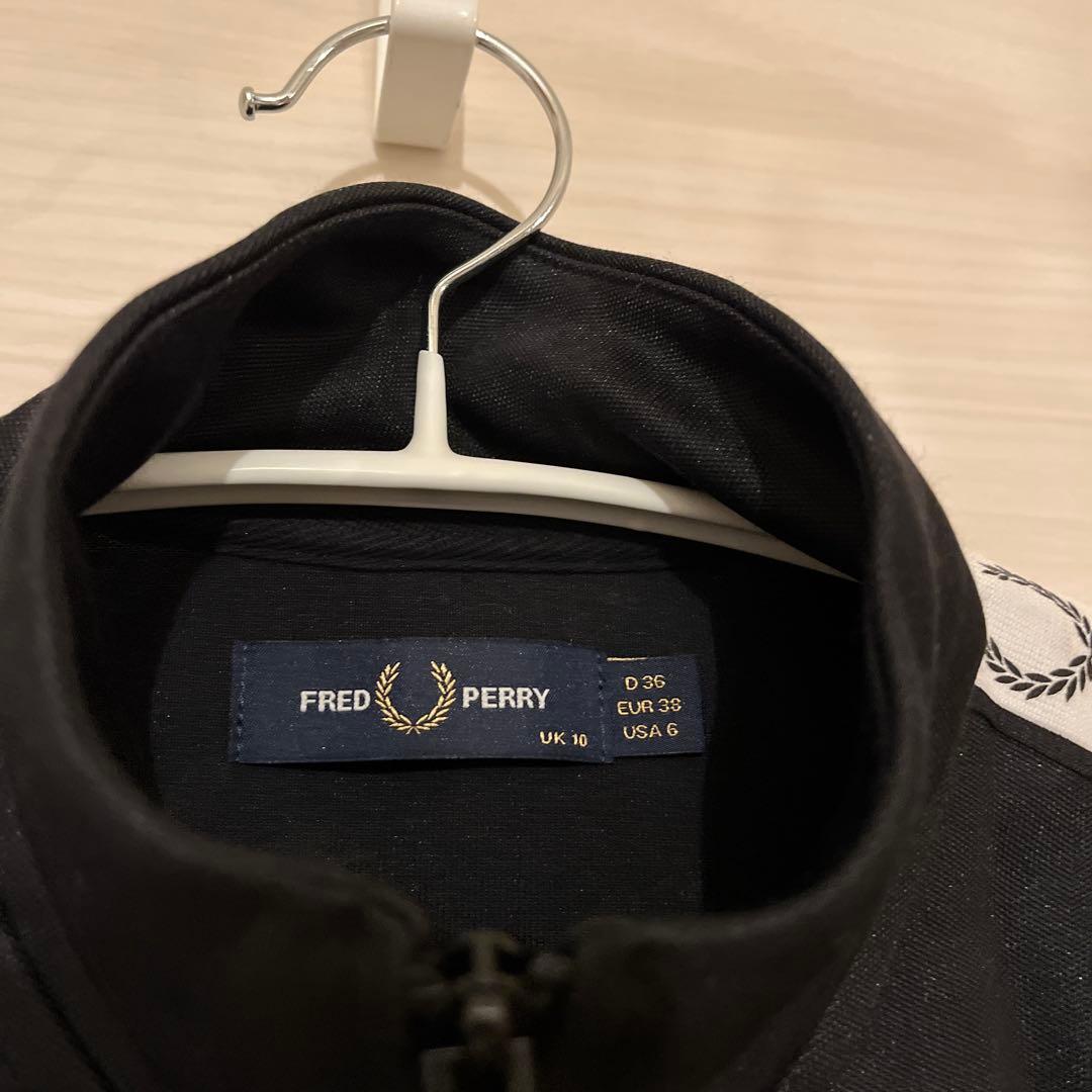 FRED PERR トラックジャケット