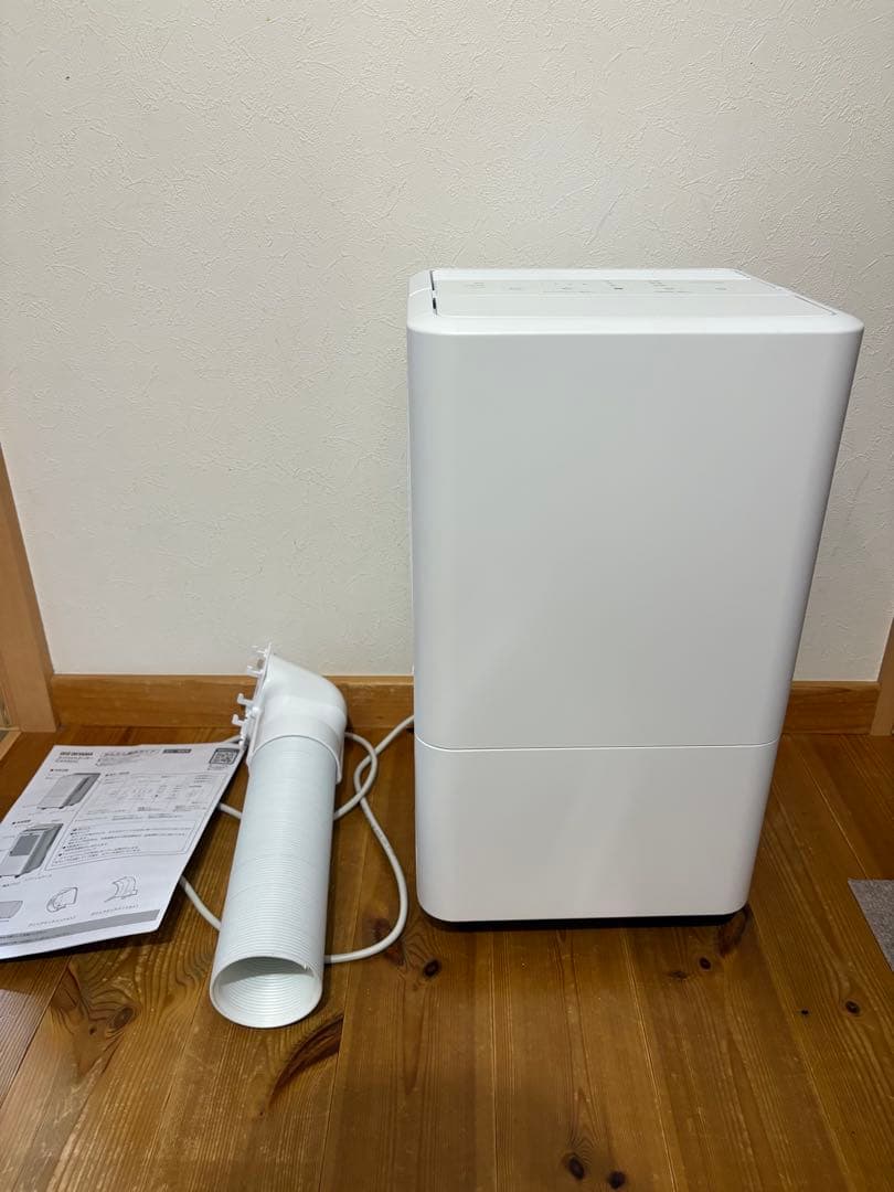 アイリスオーヤマ　ポータブルエアコン ICA-0302G-W