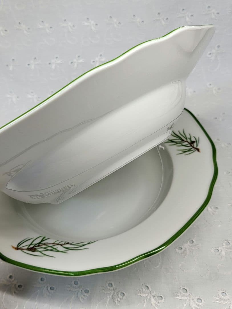 レア✨アウガルテン モミの枝 深皿 プレート 2枚 皿✨松の葉✨未使用に近い