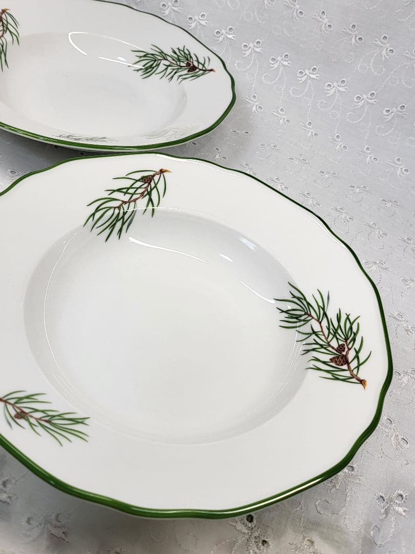 レア✨アウガルテン モミの枝 深皿 プレート 2枚 皿✨松の葉✨未使用に近い