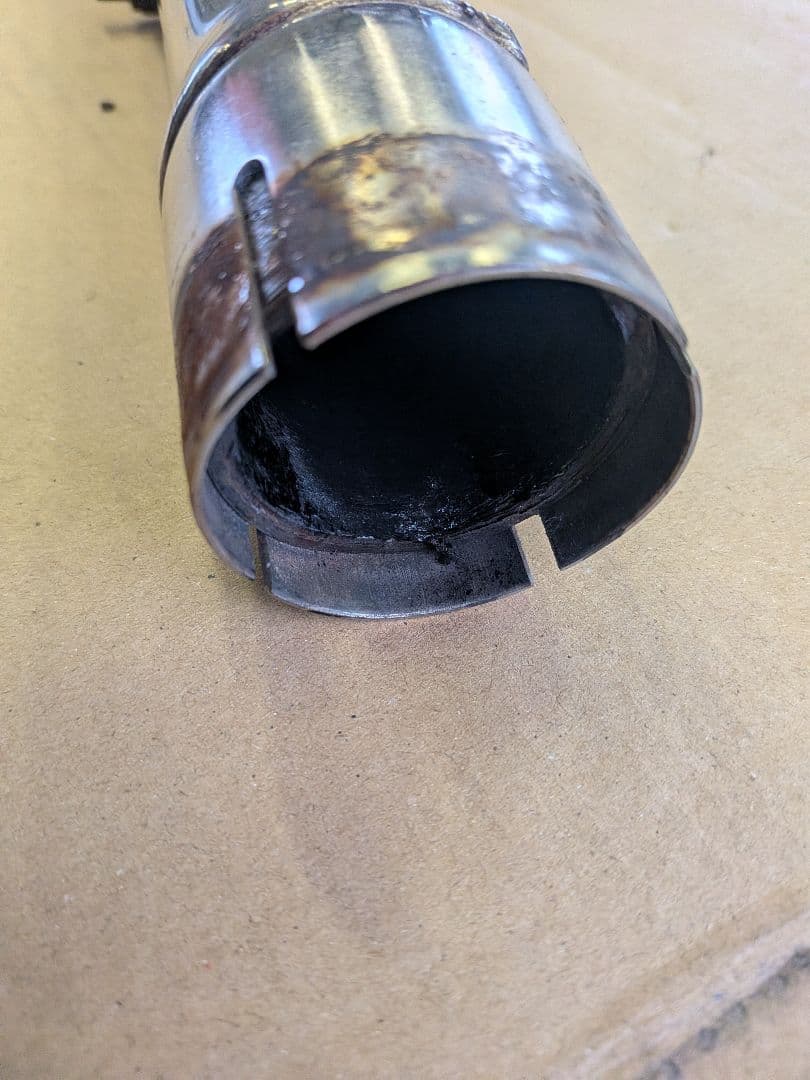 sr400 から取外し　スーパートラップ　マフラー　スリップオン