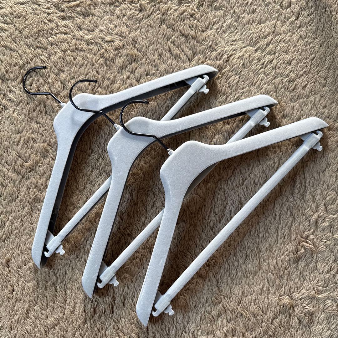 専用　HERMES ハンガー 8本セット グレー・ホワイト