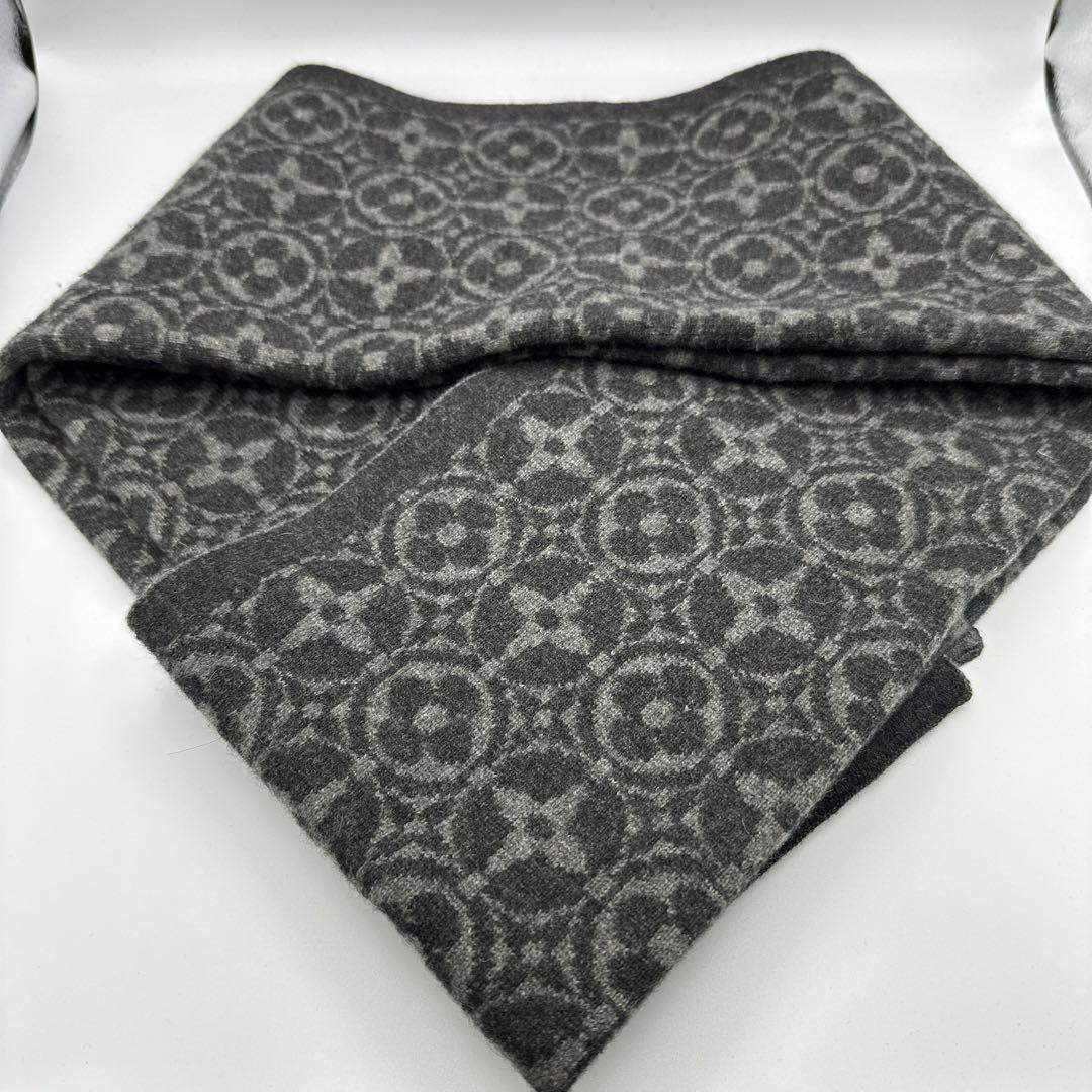 お盆SALL！ルイヴィトン　カシミヤ　マフラー　希少！　レア商品！　超美品！