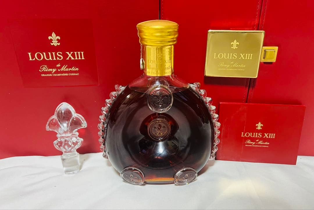 レミーマルタン ルイ13世 バカラ　替栓・冊子・観音開き化粧箱・外箱付！未開封