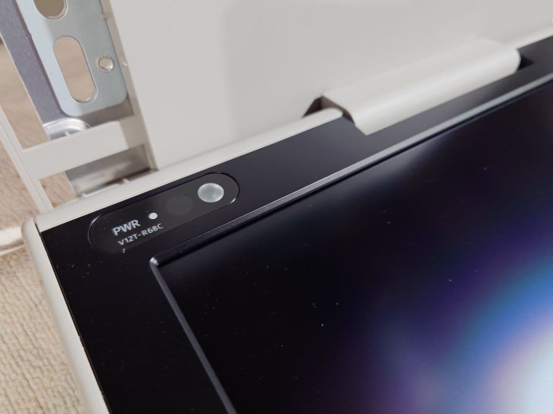 トヨタ フリップダウンモニター V12T-R68C