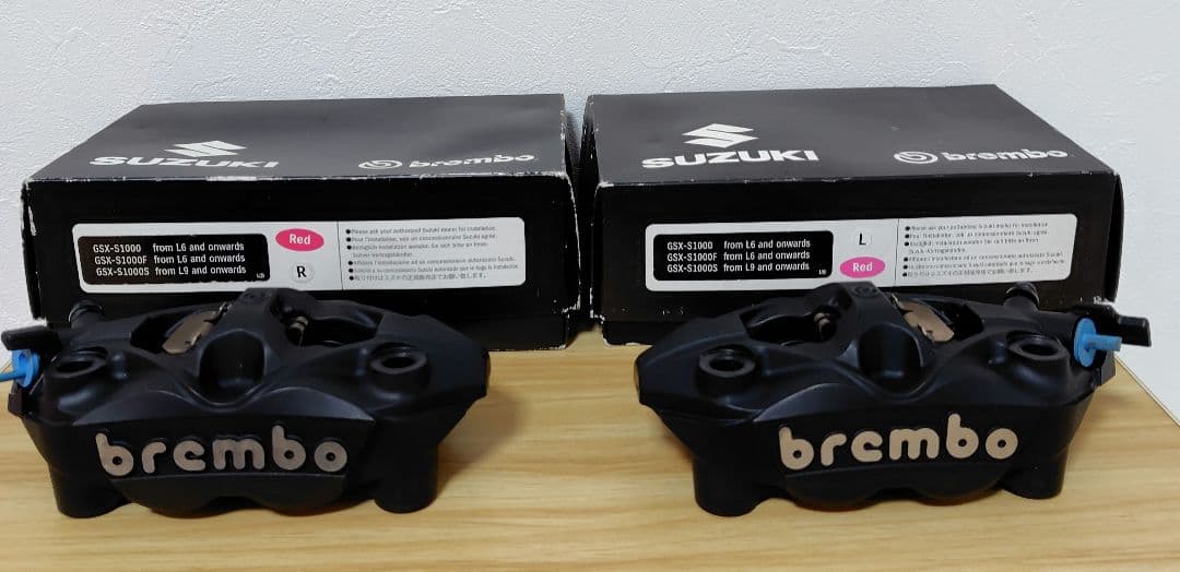 brembo　GSX-S1000　KATANA用　純正ブレーキキャリパー