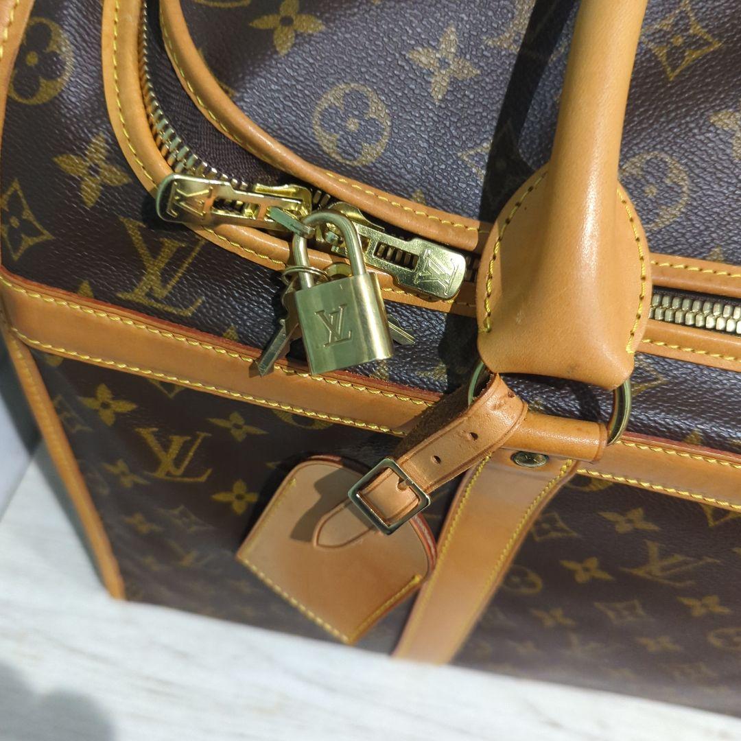 ルイヴィトン　サックシャン　ペットキャリー　ネームタグ付き　50cm