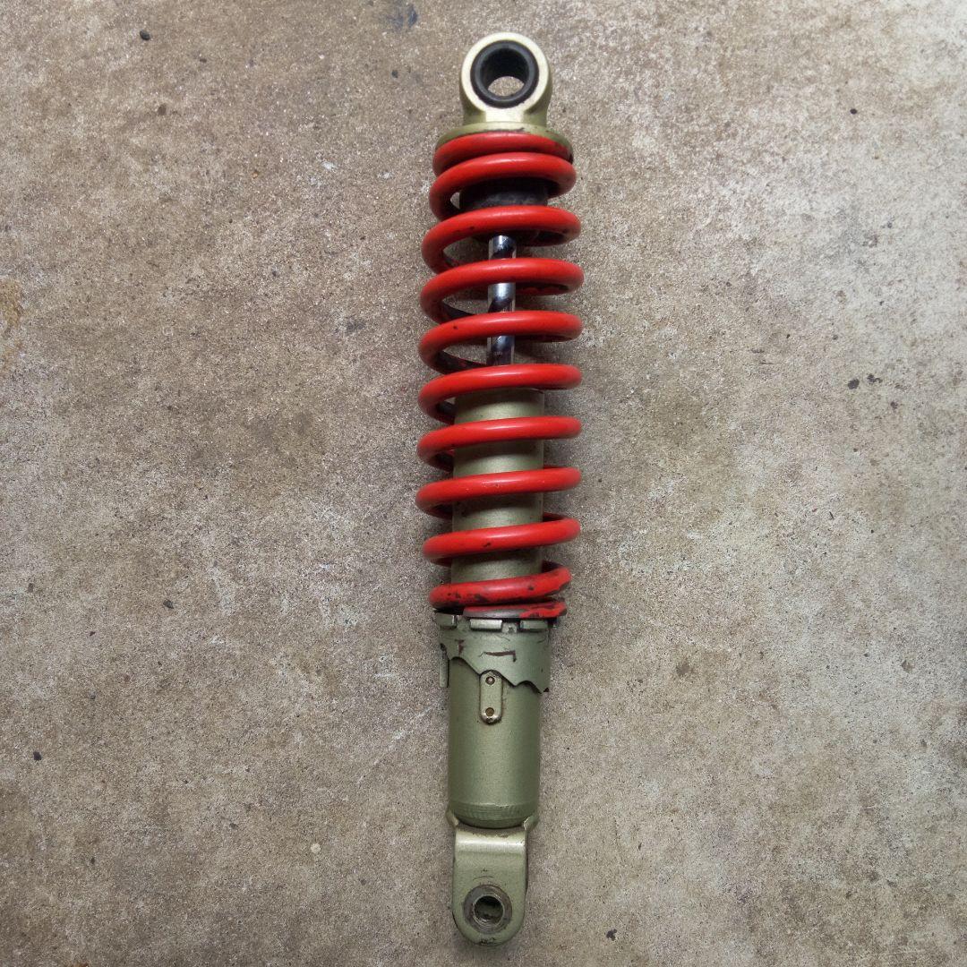 HONDA　C92 リアショック　DAYTONA