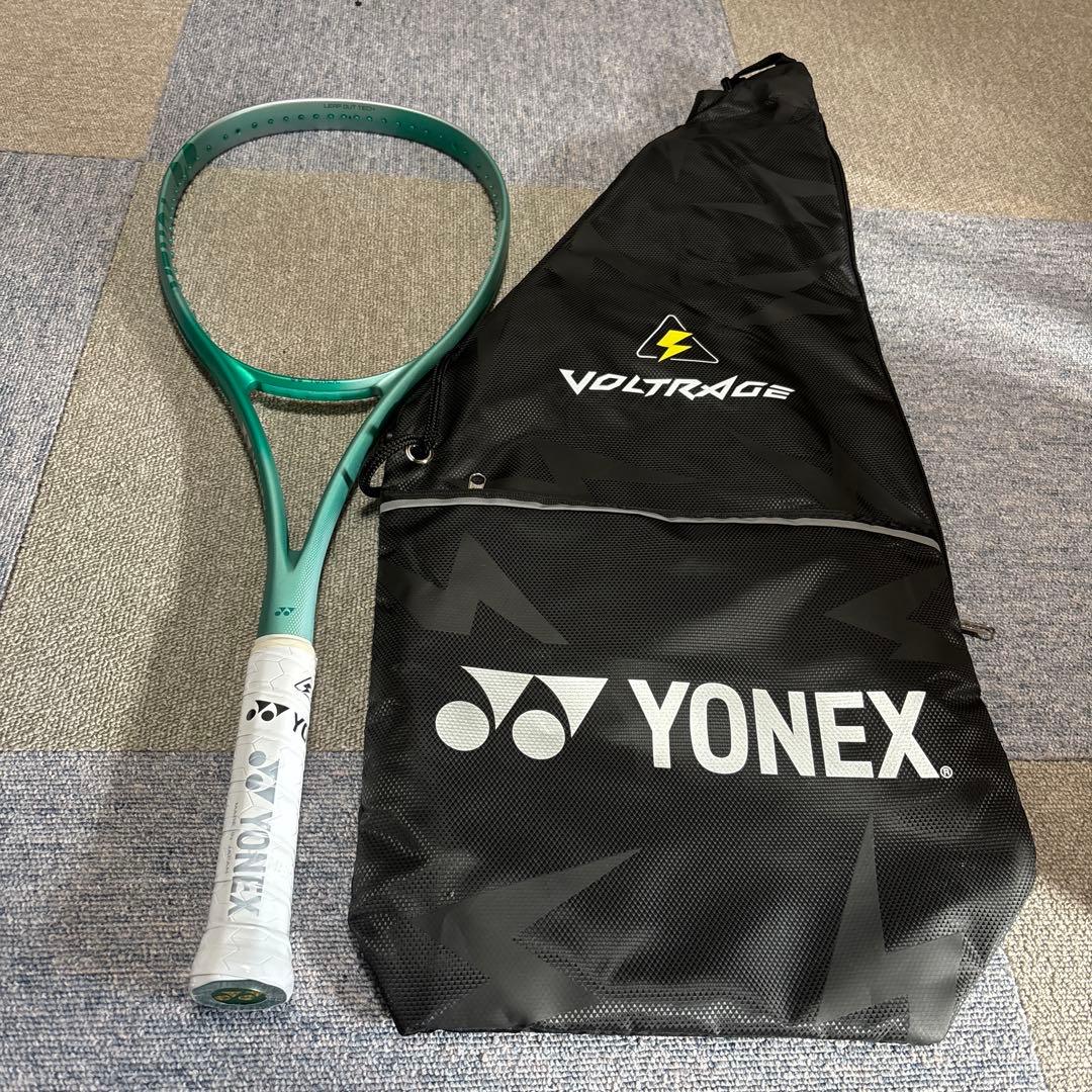 ヨネックス ボルトレイジ7VS UL0 専用ケース付き
