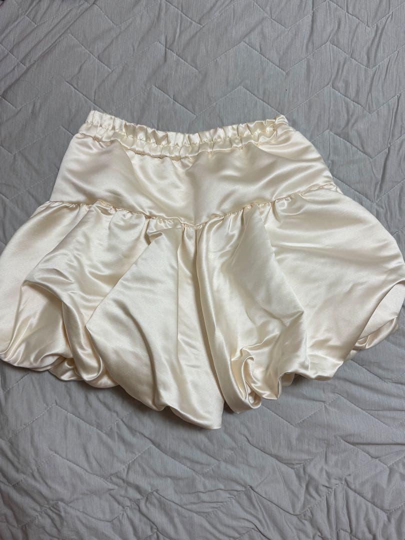 未使用新品POSY duck balloon short pants
