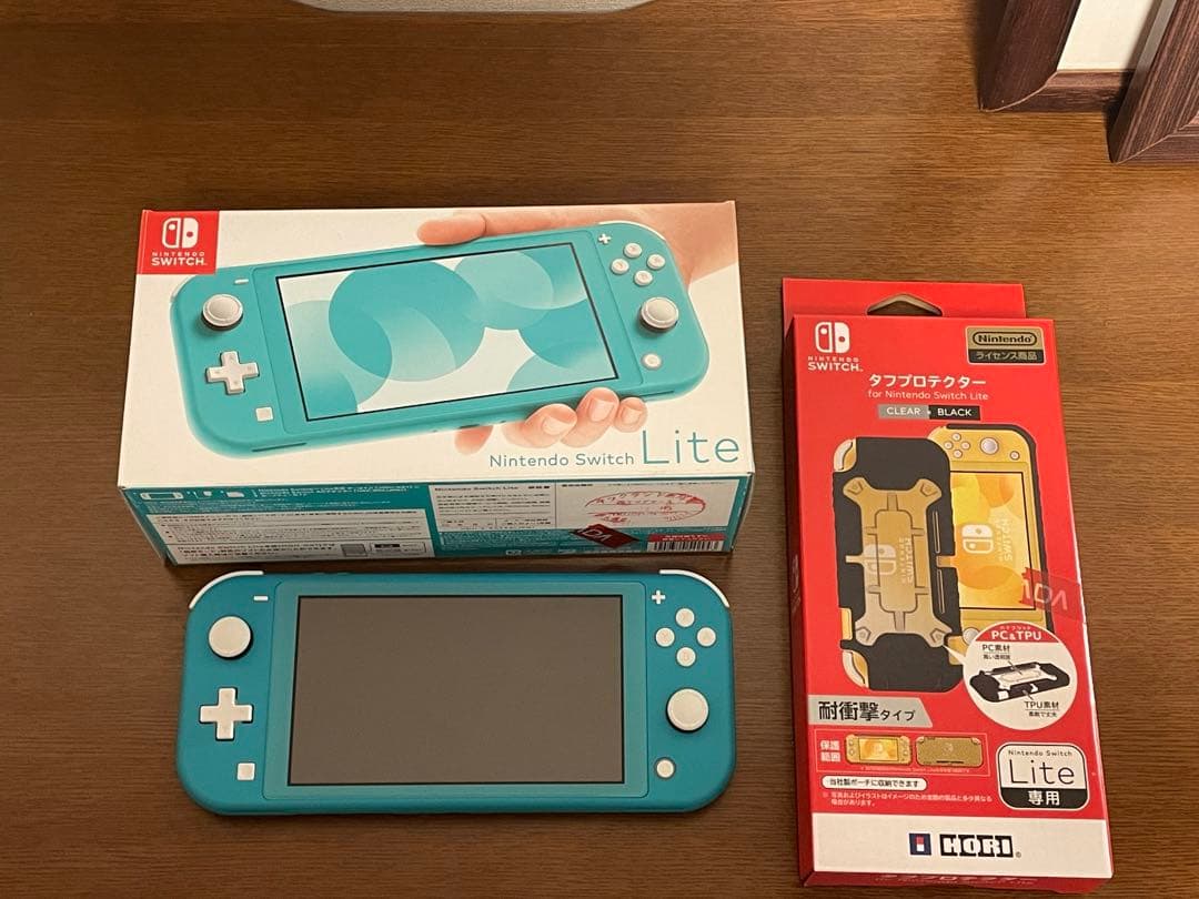 Switch Lite プロテクター付き　美品