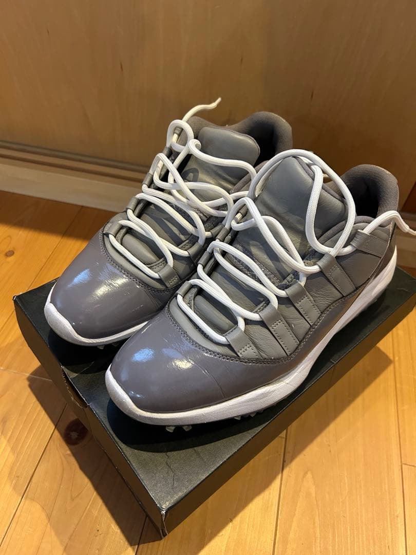 ジョーダン11ゴルフシューズ