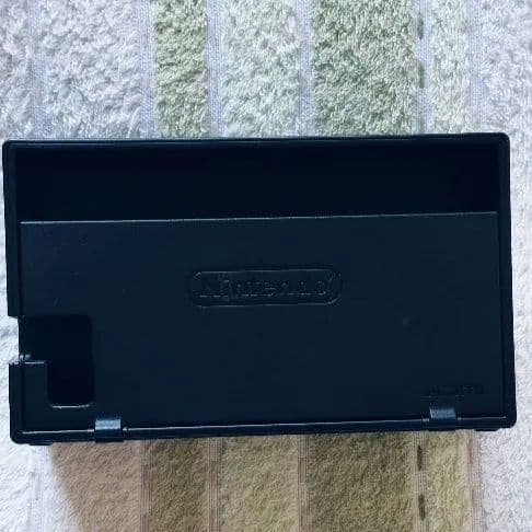 Nintendo Switch ネオンピンク・ネオングリーン