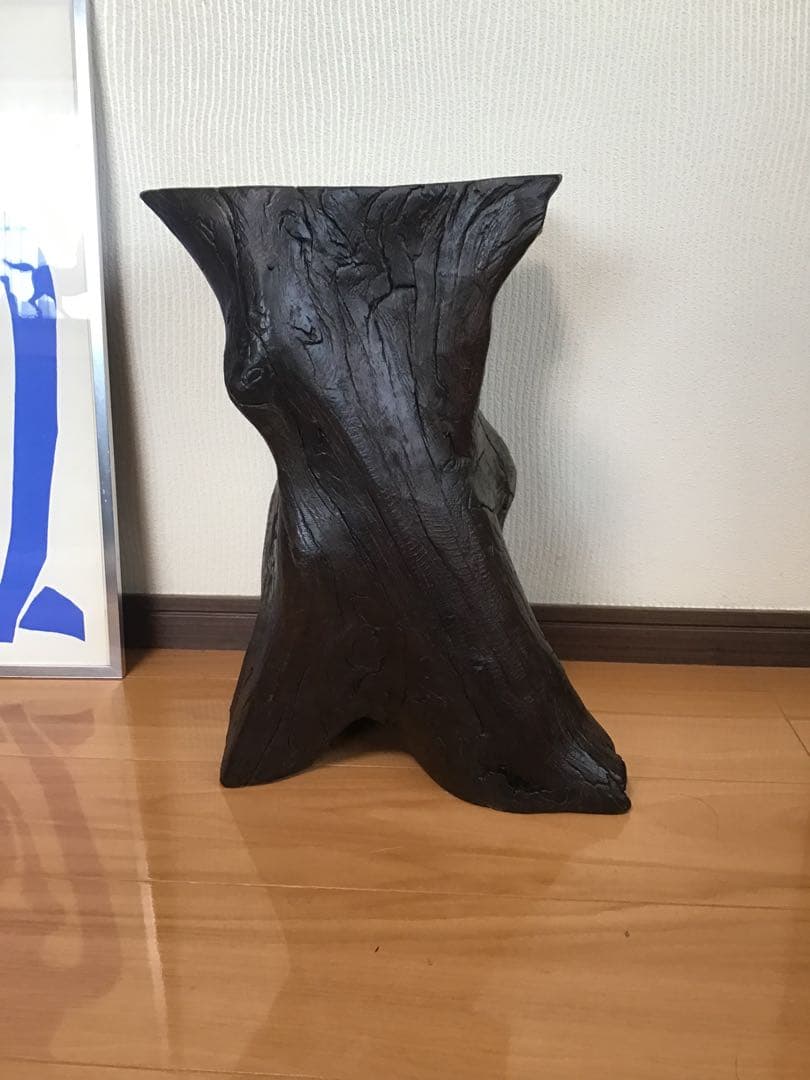 鳥海山神代欅の木製スツール 埋もれ木　自然形状　超稀少