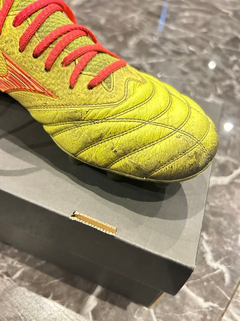 MIZUNO ミズノ モレリア ネオ4 JAPAN イエロー 27cm