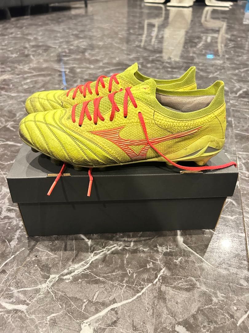 MIZUNO ミズノ モレリア ネオ4 JAPAN イエロー 27cm