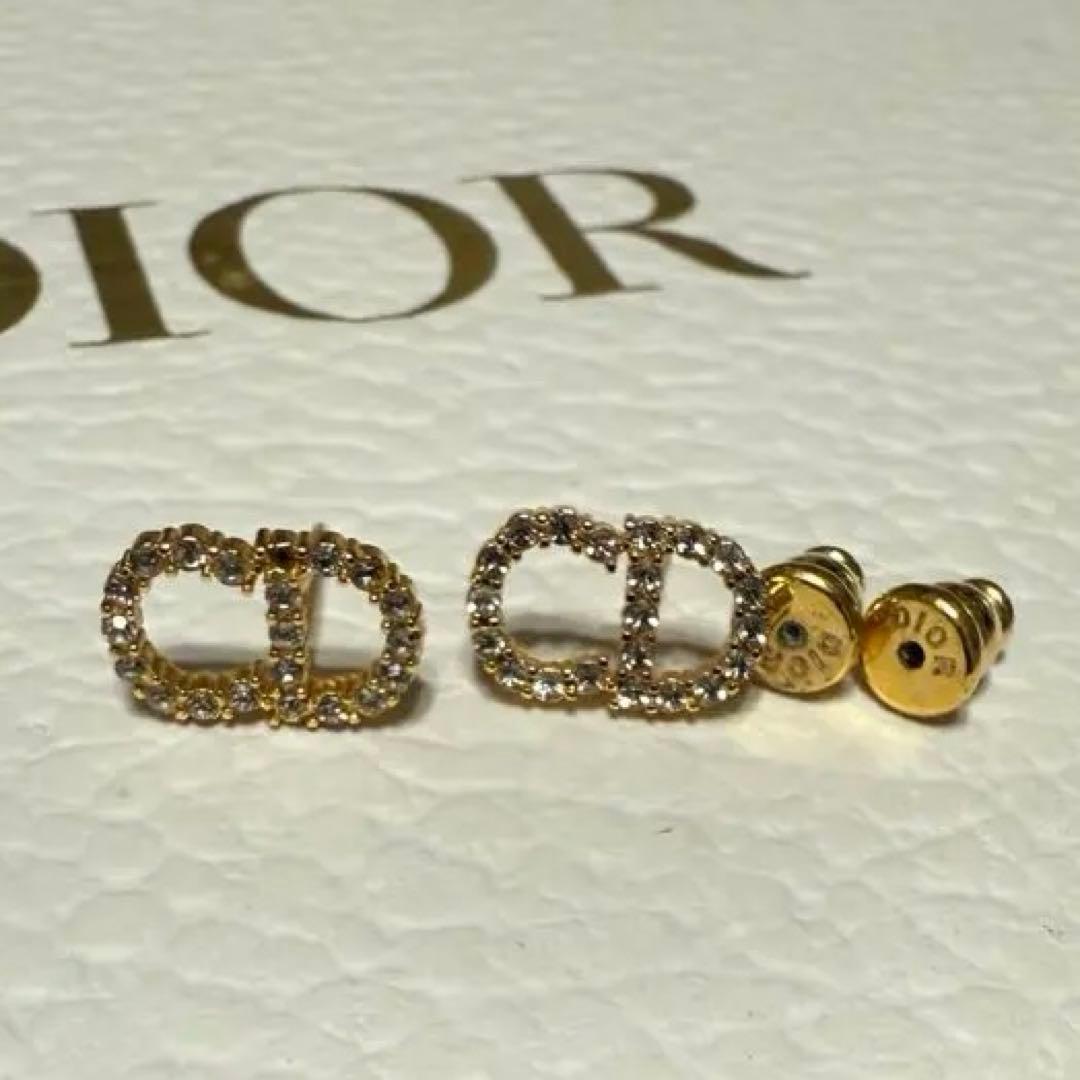 Dior ダブルDロゴ ピアス