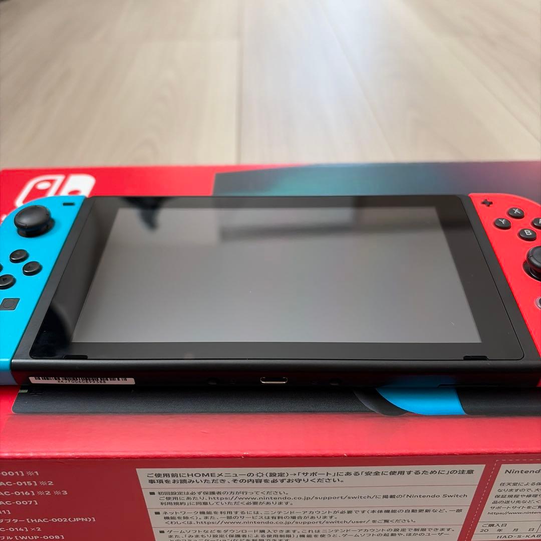 Nintendo Switch本体　動作確認、初期化済