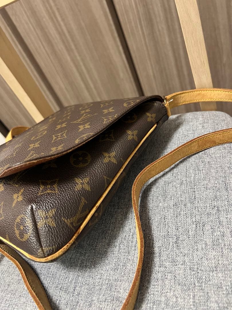 ルイ・ヴィトン モノグラム ミュゼットサルサ M51258 LM1002