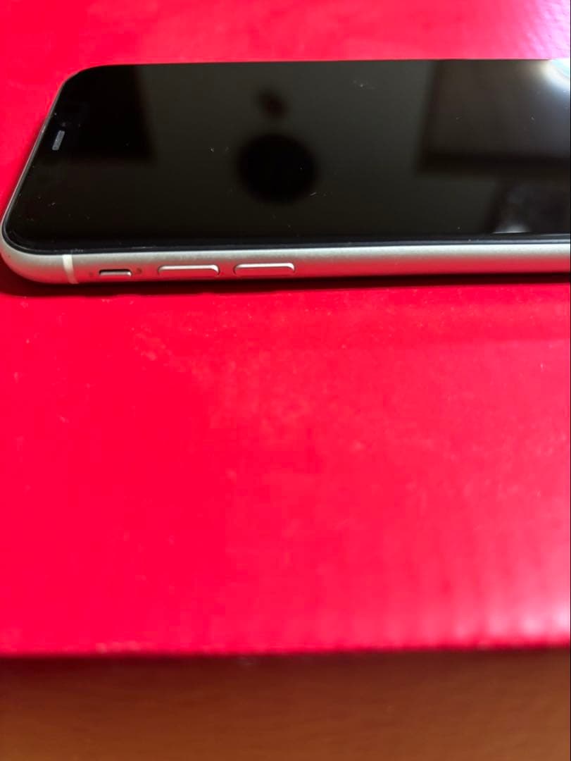 iPhone11 美品　ケース付き