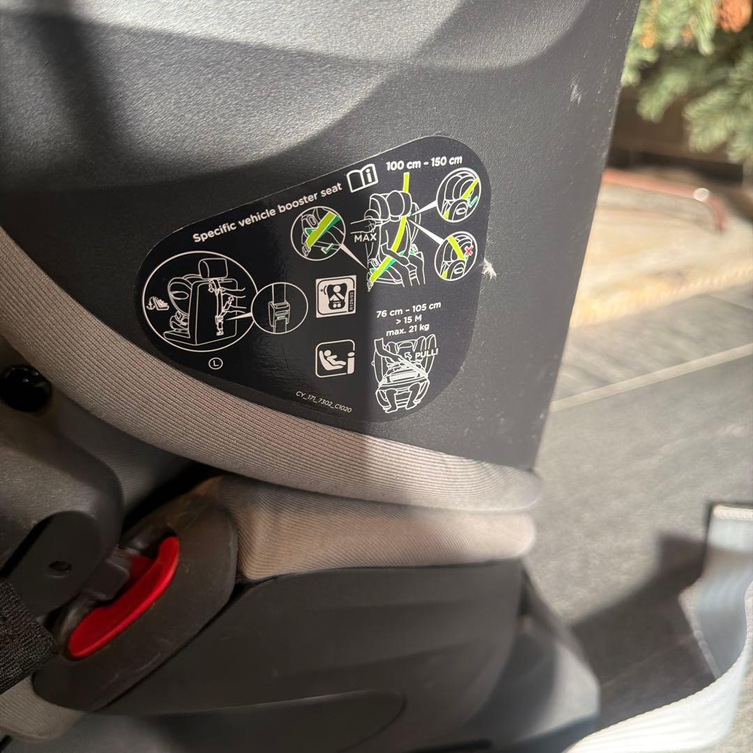 cybex サイベックス パラス G アイサイズ pallas G i-SIZE