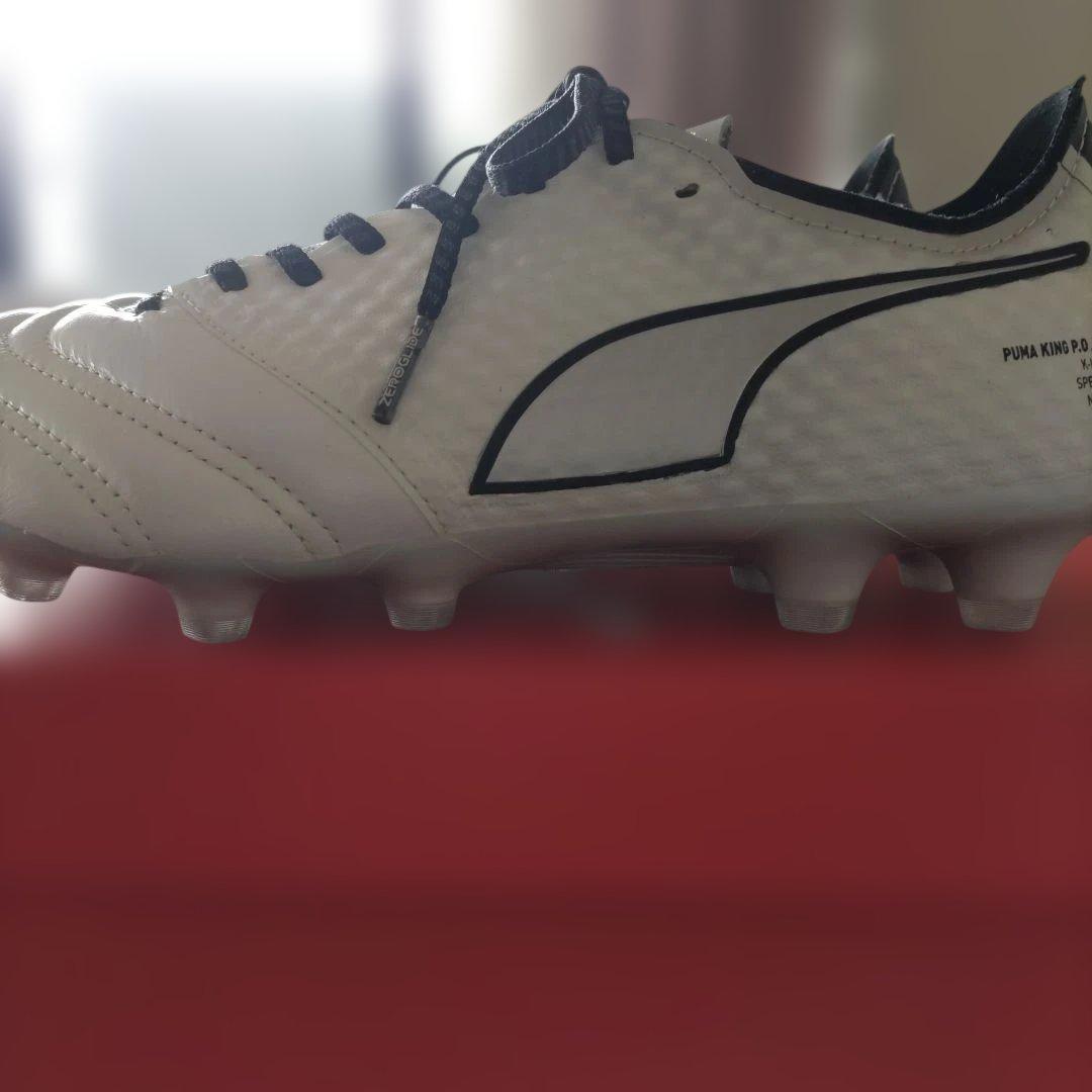 Puma KING-MIRAI HG/AG スパイク