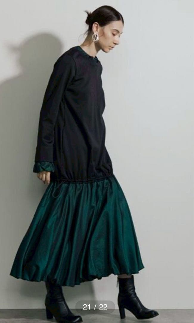 UN3D. ドローストリングバルーンワンピース